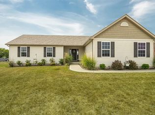 112 Hadley Grove Dr, Moscow Mills, MO 63362