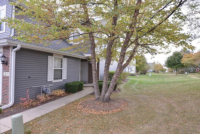 1st image of 33 S Oakhurst Dr