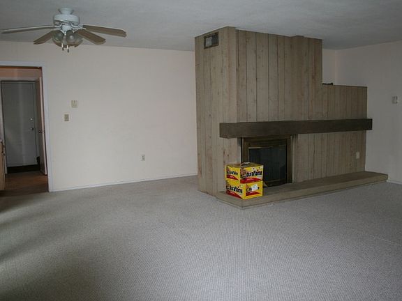 Living room with fireplace