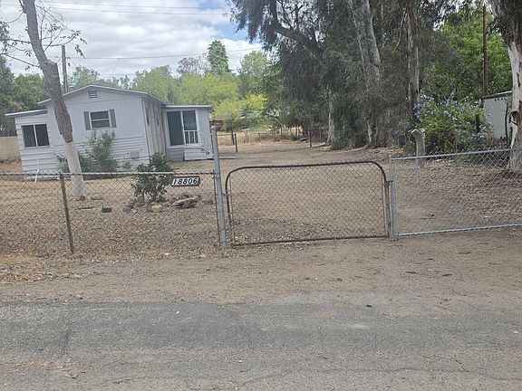 3rd image of 18806 Liberty Ln