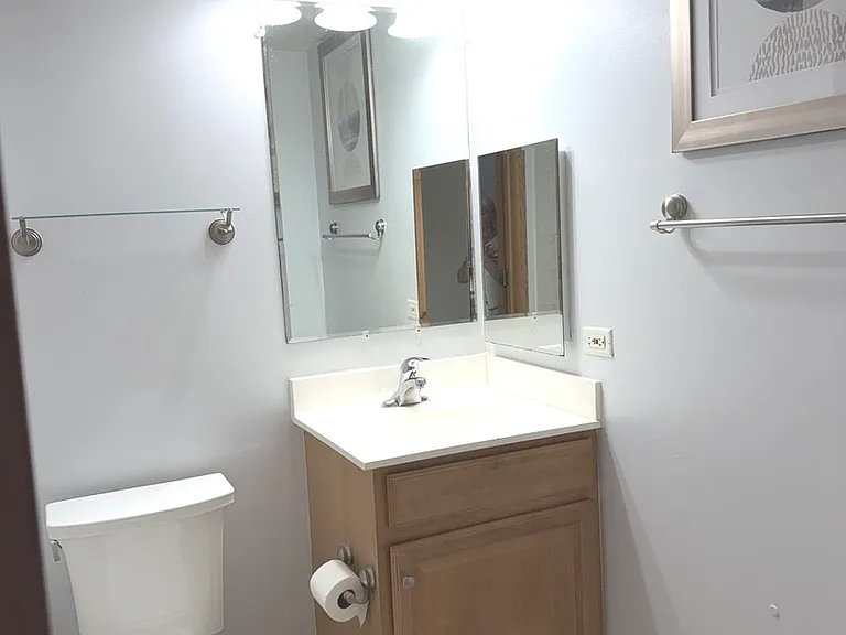717 N 5th Ave #101 — Photo 13