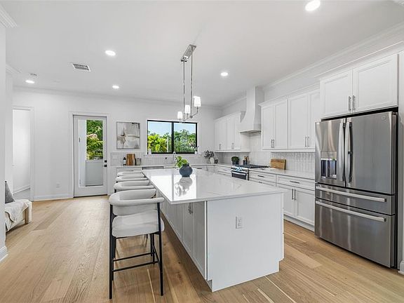 4th image of 4509 W NORTH A STREET #1