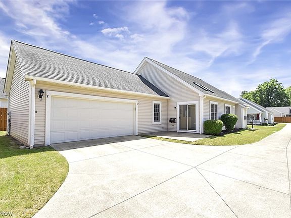 5th image of 20249 Berkshire Cir