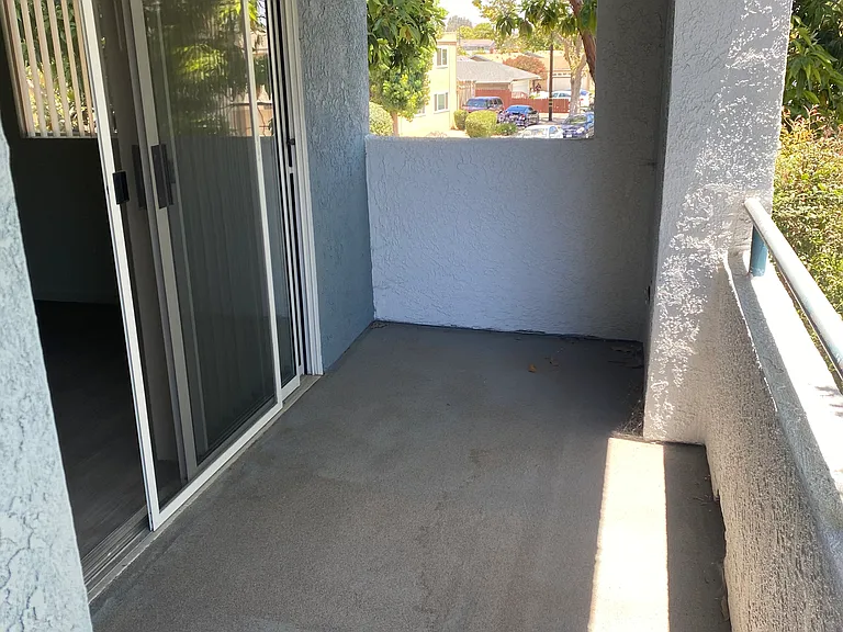 1131 S Russell Ave #22 — Photo 8