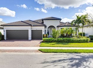 7611 Winding Cypress Dr, Naples, FL 34114