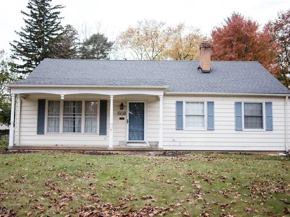 4348 W 202nd St, Fairview Park, OH 44126