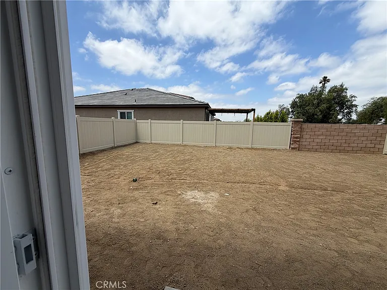 9707 Babaco St — Photo 17