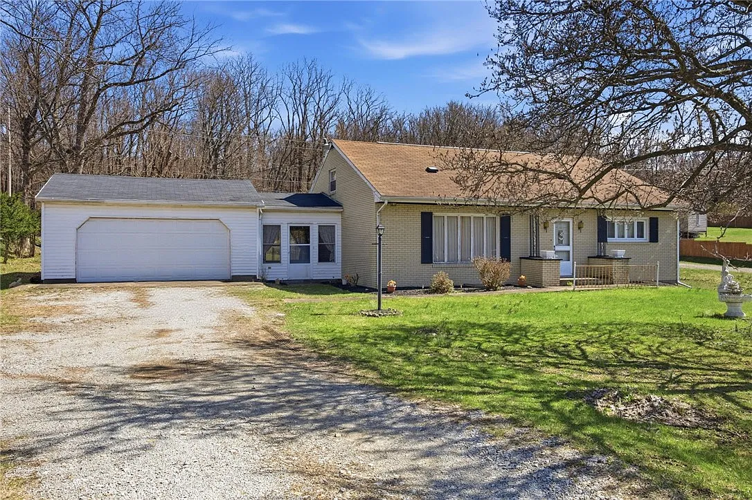 562 State Highway 66 photo 1