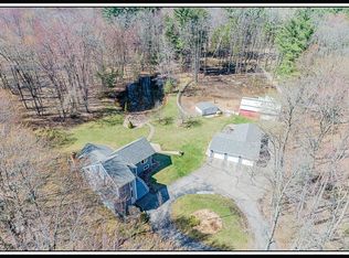 N1301 Pine Valley Ln, Fremont, WI 54940