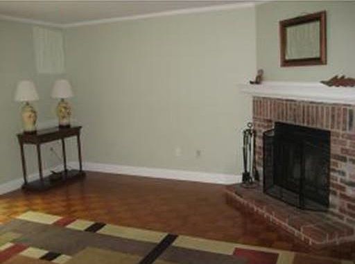 2nd image of 15 Culver St Unit 1