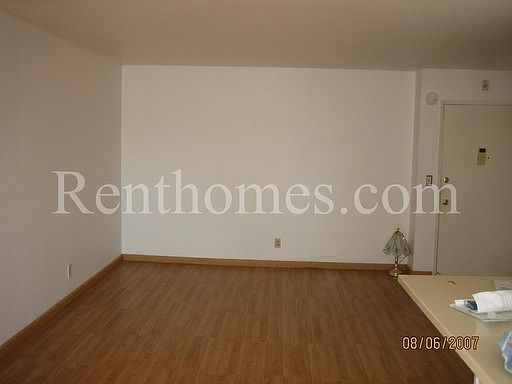 4th image of 7835 Cowles Mountain Ct Unit B29
