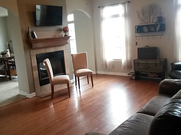 3rd image of 2608 SW Wolf Run Dr