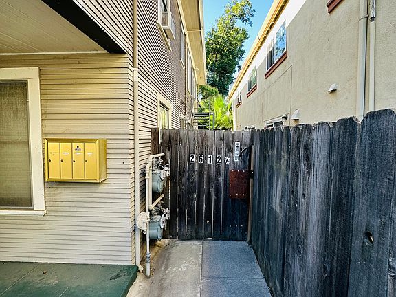 3rd image of 2612 1/2 Q St