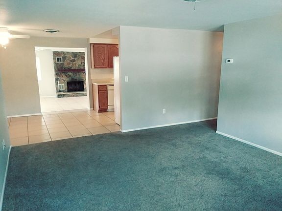 5th image of 127 Ramona Cir