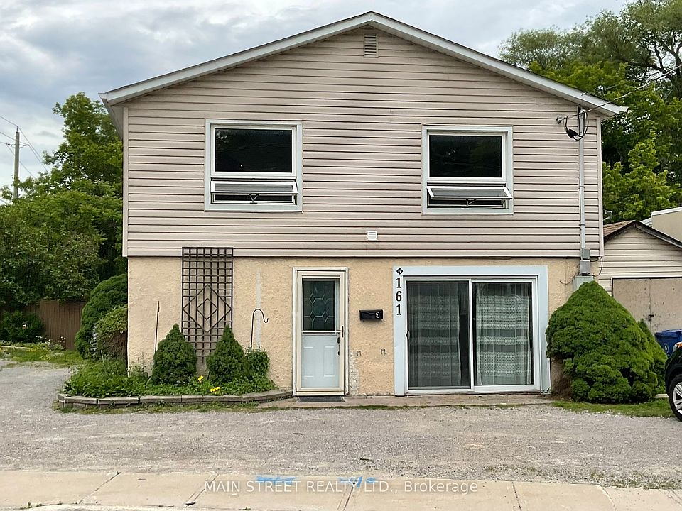 1st image of 161 Charlotte St S