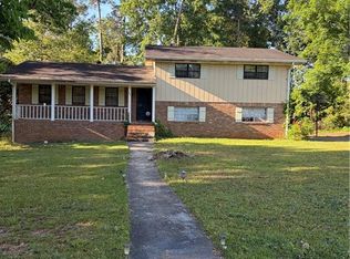 764 Trailwood Dr, Riverdale, GA 30274