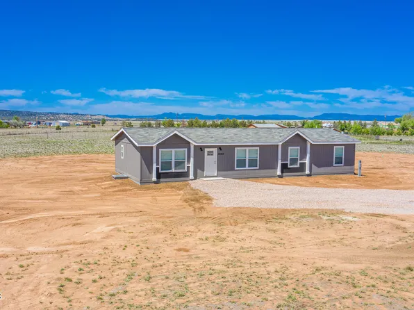 24452 N Ravens Roost Rd, Paulden, AZ 86334
