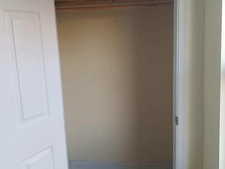 710 Cameron St — Photo 10