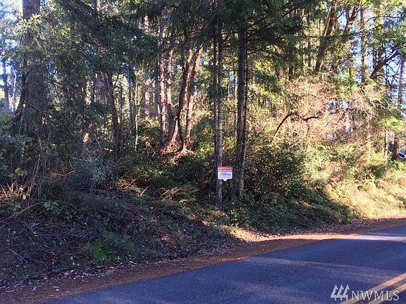 5th image of 6911 Ford Dr NW