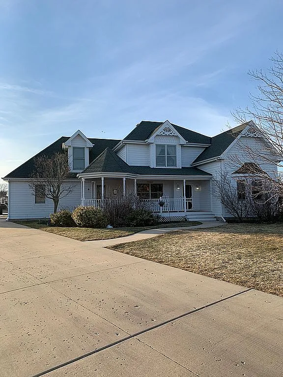 120 Chelsea Ln photo 1