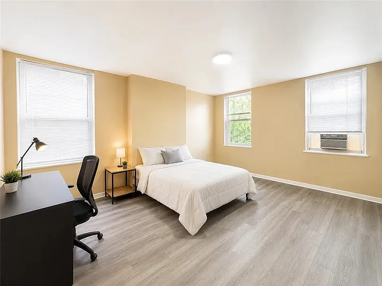 5846 Bartlett St #2 — Photo 2