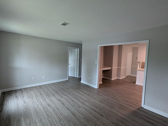2nd image of 432 Evans Mill Dr Unit A