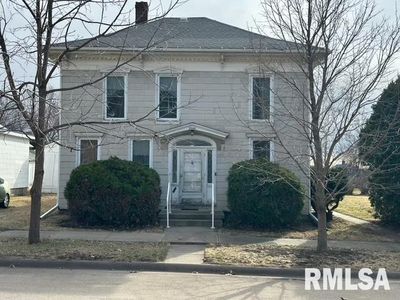2341 N 6th St, Clinton, IA, 52732
