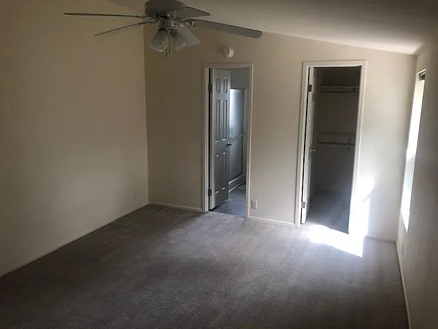 2515 NE Lavender Way — Photo 12