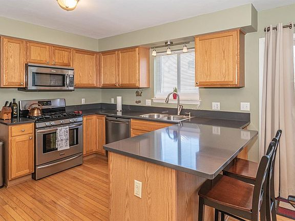 2nd image of 262 Wild Rose Ct