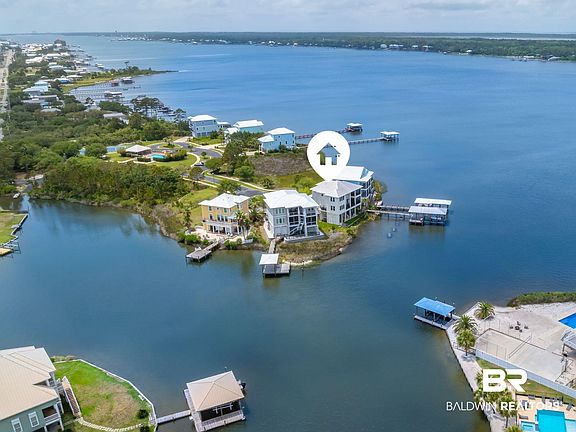 3rd image of 940 Heron Point Dr