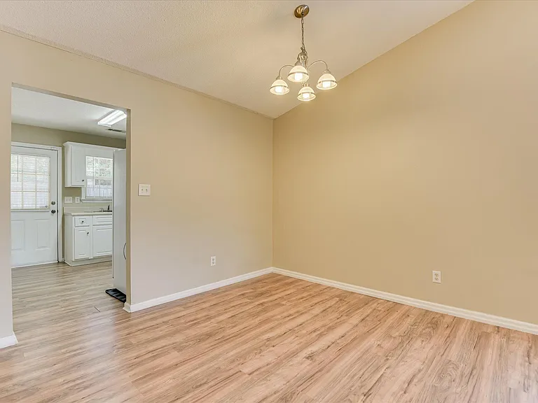 118 Charleston Row Blvd — Photo 7