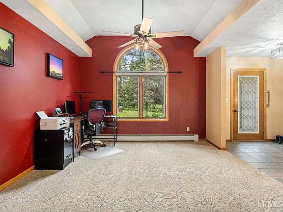 5th image of 206 N Southgate Dr