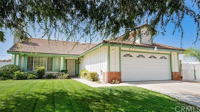 1st image of 22375 Kinross Ln