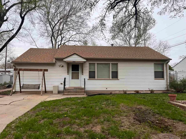 1416 W 8th St, Newton, KS 67114