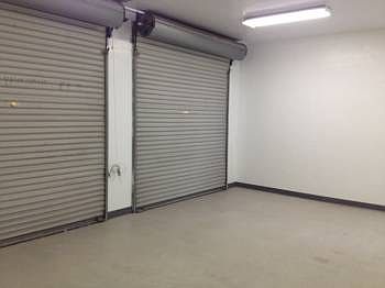 4th image of 831 N Sycamore Ave #B