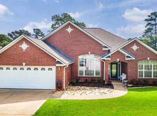 300 Ithaca Dr, Longview, TX 75604