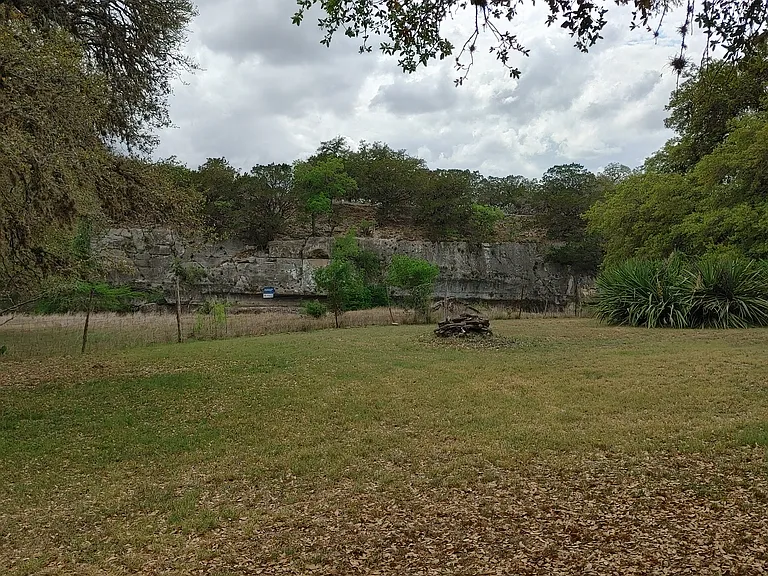 929 Red Bluff Ranch Rd — Photo 2