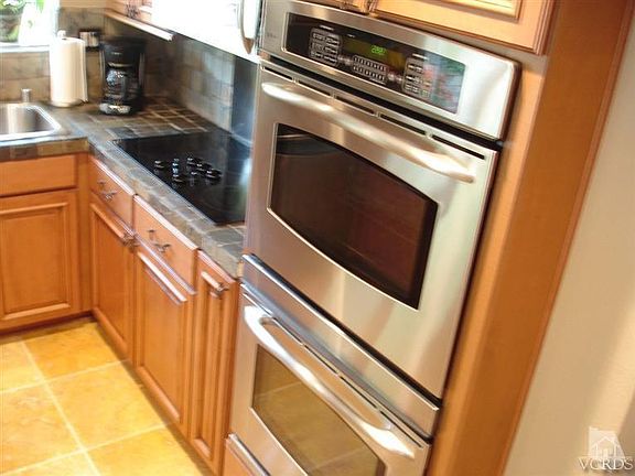 4th image of 1408 N View Dr #62