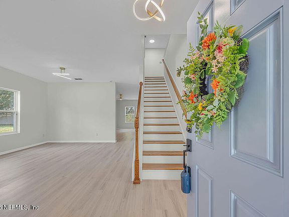 4th image of 749 MANDARIN Terrace