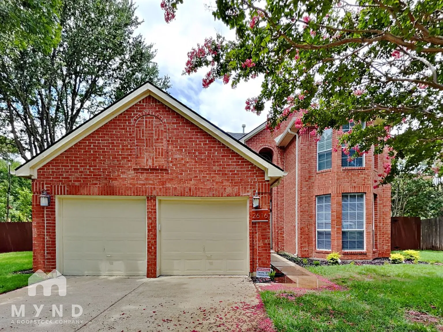 4 bed, 3.0 bath, 1846 sqft, $2,995 — Photo 1