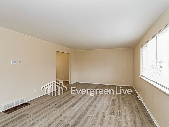 5th image of 9269 Burgess Dr