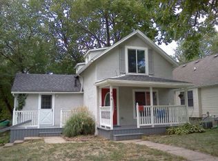 806 24th St, Des Moines, IA 50312