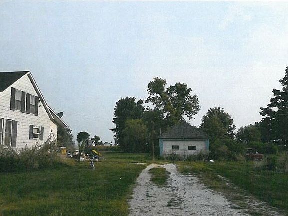5th image of 2102 E County Road 2100 N
