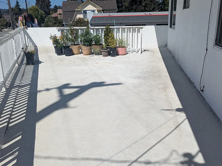 728 N Branciforte Ave — Photo 5