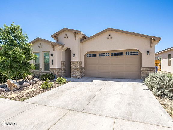2nd image of 3952 Santa Alexandra Rd