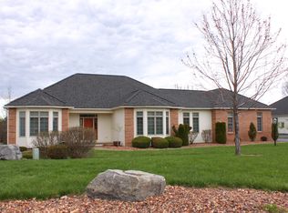 6043 Bay Hill Cir, Jamesville, NY 13078