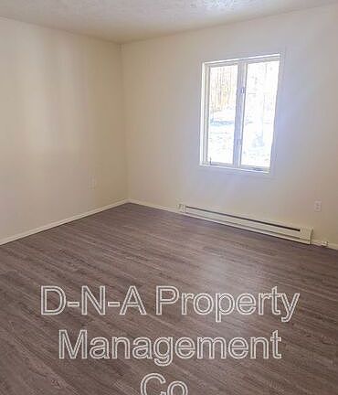 5th image of 39 Mountain Dr