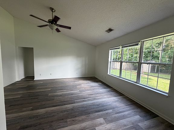 5th image of 212 Mallory Dr