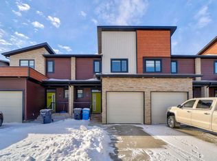 458 Highlands Blvd W #2, Lethbridge, AB T1J5K5