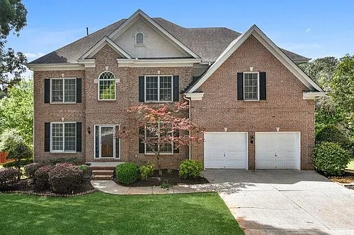 330 Winherst Ln Photo 1